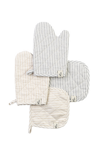 Play Oven Mitt Set