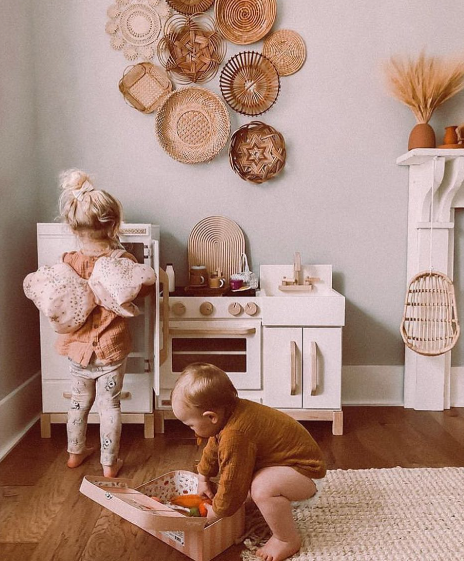 Essential Play Kitchen Set 2 Piece Milton Goose
